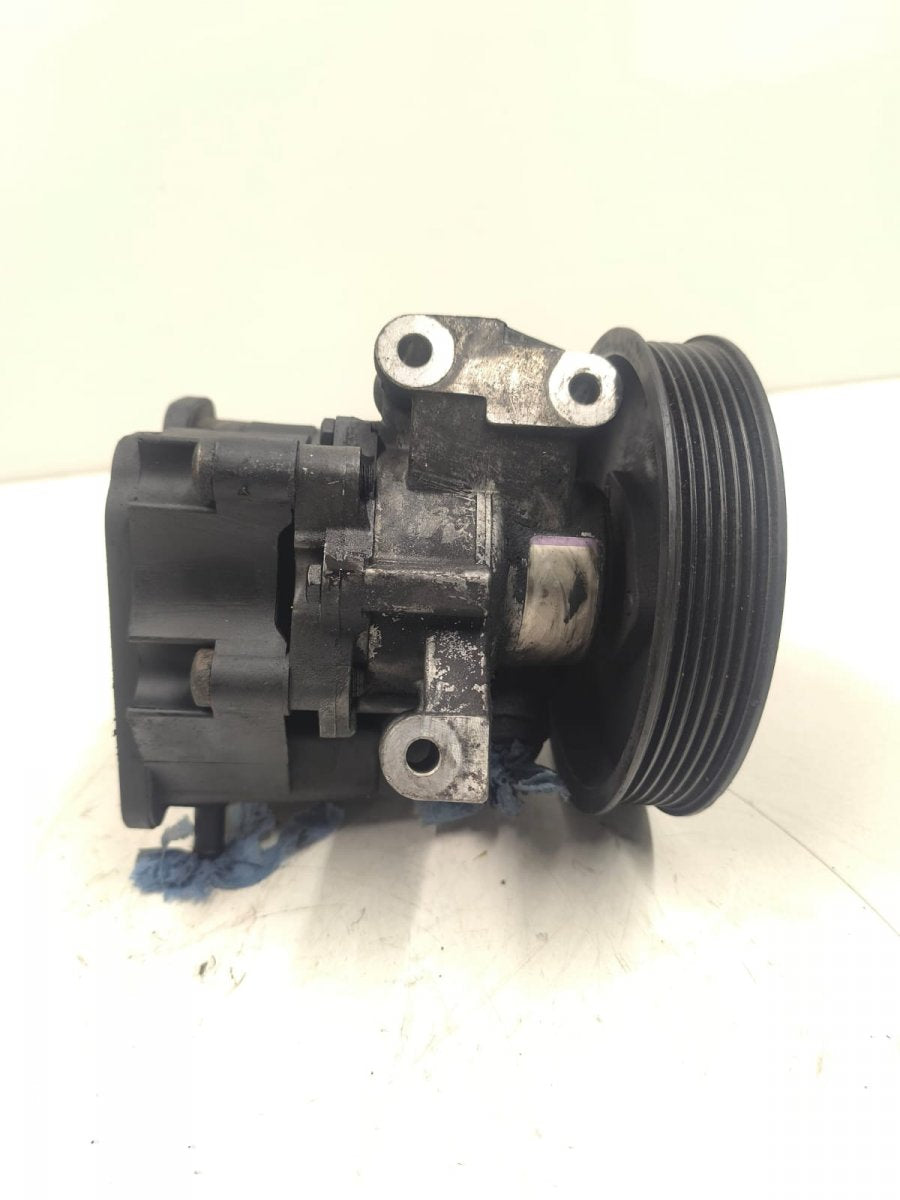 MERCEDES-BENZ E-CLASS (W211) (2002-2009) 2004 Ohjaustehostin pumppu - A6112300115 0024667301 LH2110306