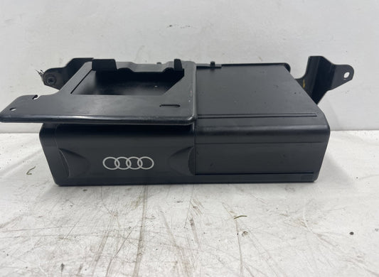 AUDI A8 (4D2, 4D8) (1994-2002) 1995 Cd vaihtaja - 1513765