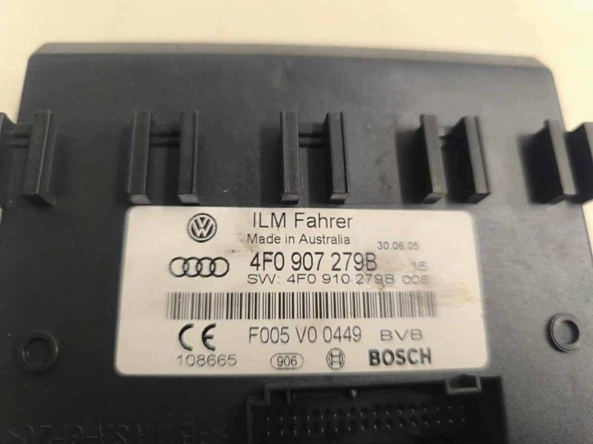 AUDI A6 / A6 ALLROAD (C6, 4F) (2004-2011) /  2005 Ohjausyksikkö, mukavuus yksikkö (body control module / BCM) - 4F0907279B 4F0910279B