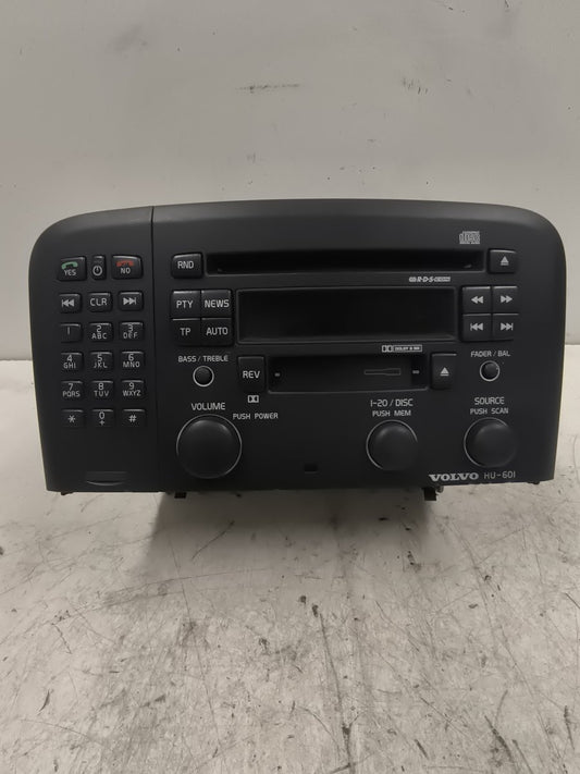 VOLVO S80 I (TS, XY) (1998-2006) 2003 Radio - HU601 30657634