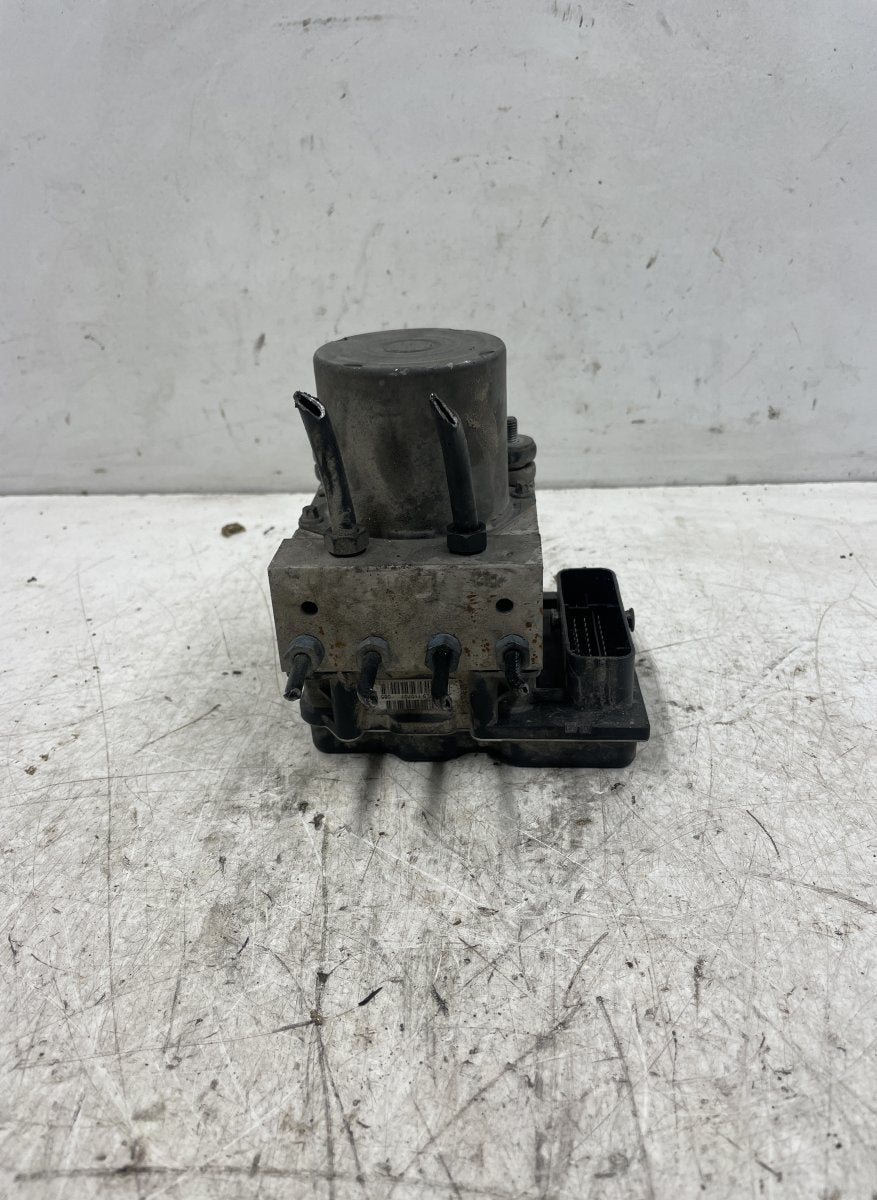 AUDI A6 / A6 ALLROAD (C6, 4F) (2004-2011) /  2007 ABS hydraulikoneisto - 4F0910517AD007 4F0614517AA01