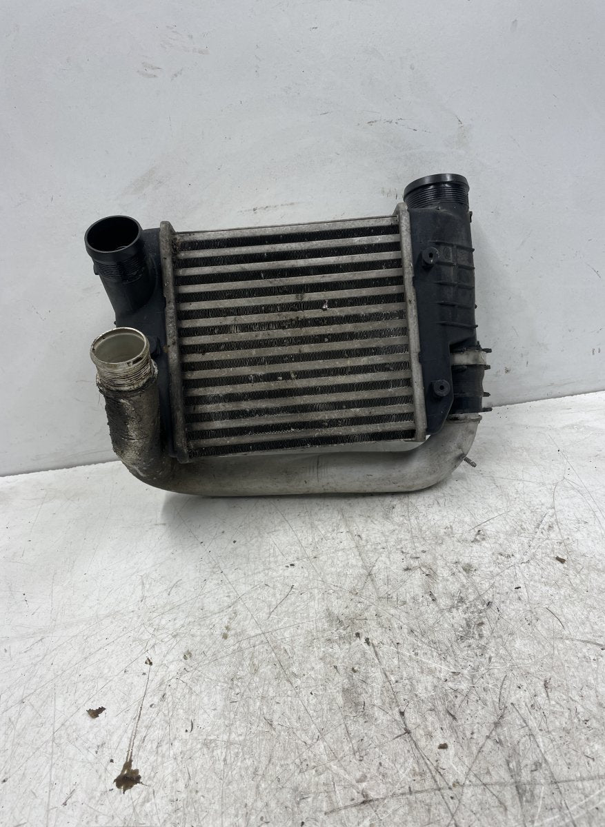 AUDI A6 / A6 ALLROAD (C6, 4F) (2004-2011) /  2007 Välijäähdytin / intercoolerin kenno -