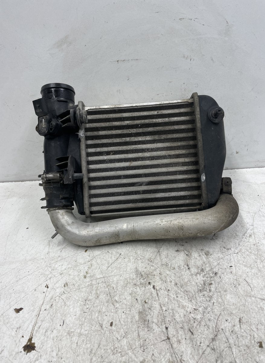 AUDI A6 / A6 ALLROAD (C6, 4F) (2004-2011) /  2007 Välijäähdytin / intercoolerin kenno -